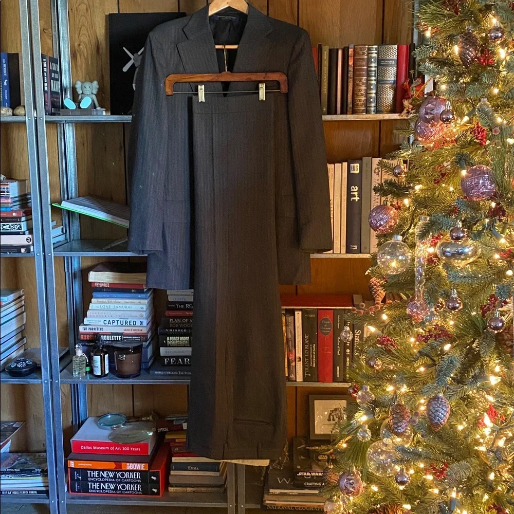 Brooks Brothers Charcoal Herringbone full Suit jacket and slacks 43 ML